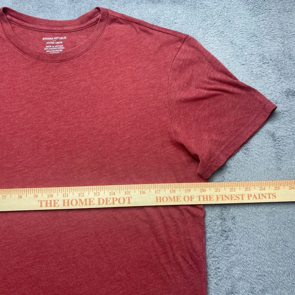 Banana Republic T-Shirt Men's Large Red Tee Slim Fit 60/40 Blend